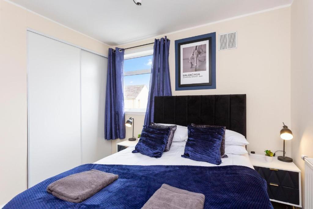 3-bed Abode - Parking And Garden Эдинбург